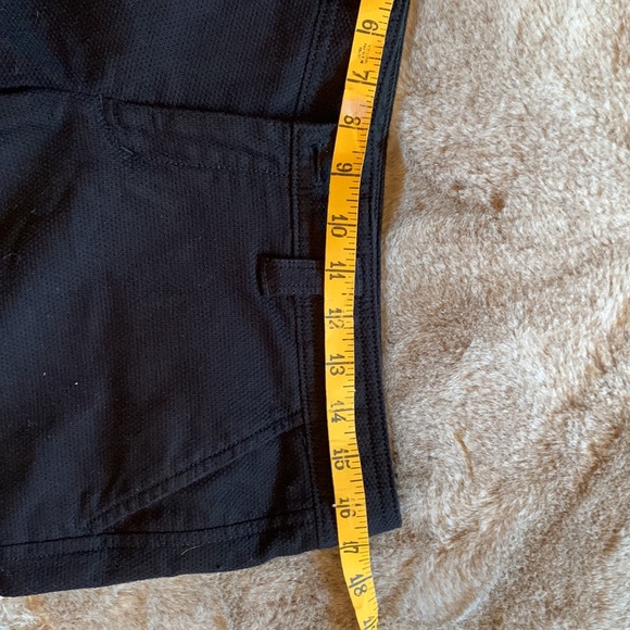 JUICY COUTURE Y2K Black Walking Shorts Bermuda Preppy Streetwear Neutral - Picture 7 of 9